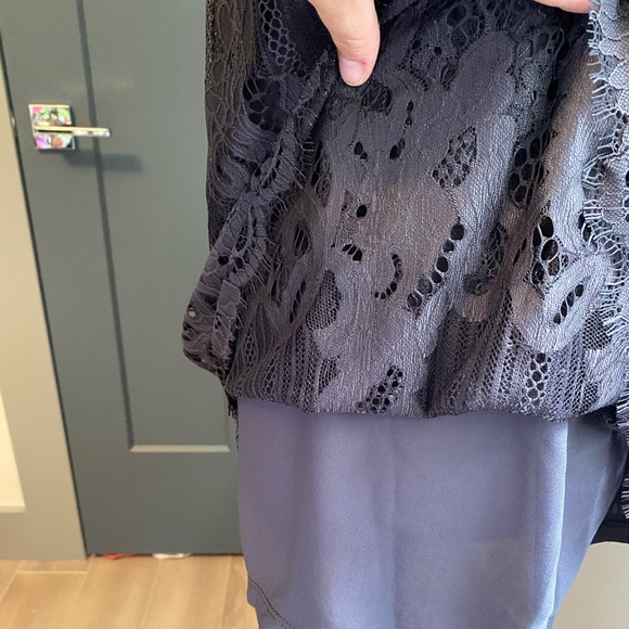 Taylor and Sage high neck lace top, size XL - Picture 12 of 12